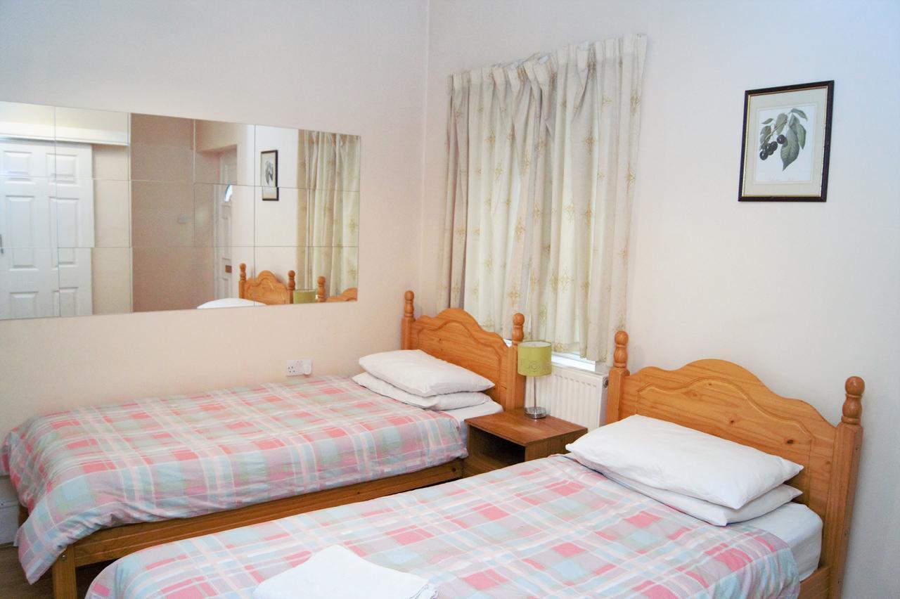 The Dharma Lodge เอนฟิลด์ ภายนอก รูปภาพ